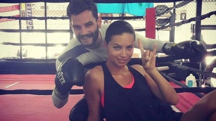 Adriana Lima da bozkurt çıktı, uludu! O görüntüler yeniden gündem oldu