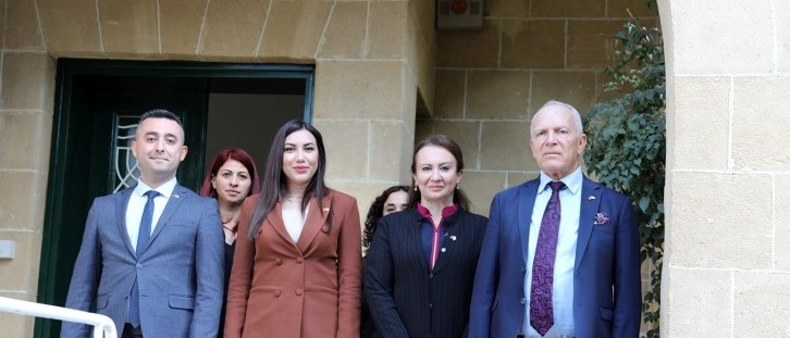 Besuch des stellvertretenden Präsidenten und des Präsidenten des Republik Parlaments im TİKA Büro in Nikosia