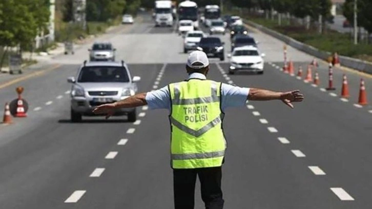 FLAŞ! Yola çıkacaklar dikkat. İstanbul'da bu yollar bugün trafiğe kapalı olacak