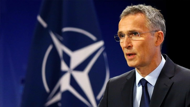 NATO und Polen feiern 25-jährige Allianz mit gemeinsamer Pressekonferenz