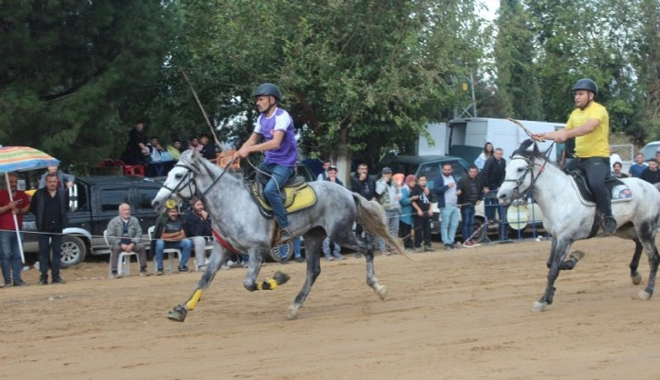 Ödemiş'te 37.Çaylı Rahvan At Yarışları düzenlendi