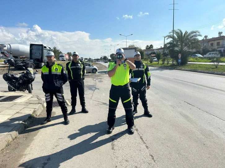 Polizei in Nikosia führt Überwachungs- und Verkehrskontrollen durch