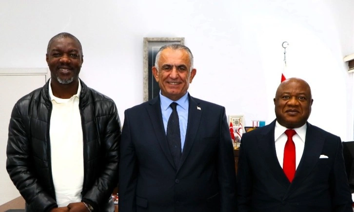 Treffen zwischen dem türkischen Bildungsminister und Vertretern aus Nigeria