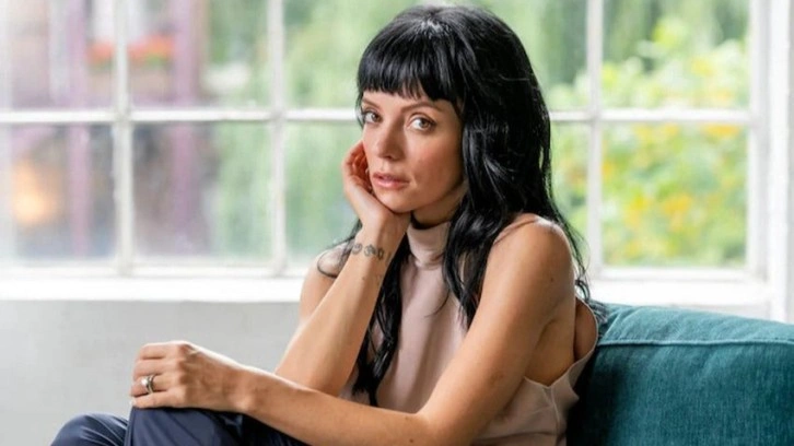 Ünlü şarkıcı Lily Allen’dan cinsel içerikli film itirafı