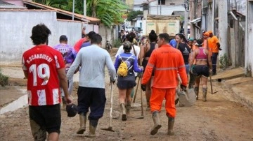 12 Todesopfer bei Erdrutschen in Brasilien aufgrund heftiger Regenfälle