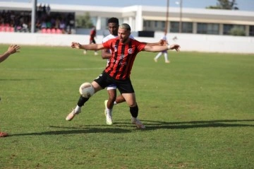 Aufregende Ergebnisse der 25. Woche in den AKSA Fußballligen