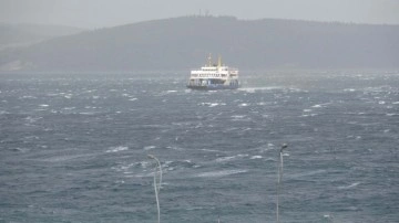 Bozcaada ve Gökçeada'ya yarınki feribot seferleri iptal