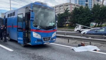 Cezaevi aracının çarptığı kadın öldü! Olay İstanbul Bahçelievler'de yaşandı