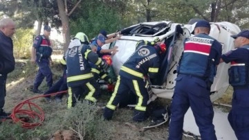 Denizli'de otomobil ile motosiklet çarpıştı. Kahreden kazada biri çocuk üç ölü var