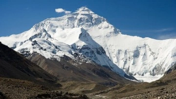 Everest'e tırmanacak dağcılara GPS zorunluluğu