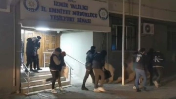 İzmir merkezli 10 ilde 'Sibergöz-7' operasyonunda 53 şüpheli adliyede