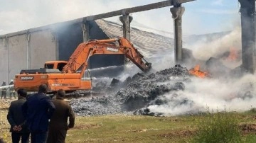 Şanlıurfa’da tekstil fabrikasında korkutan yangın!