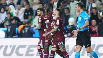 Trabzonspor, Konyaspor deplasmanında üç puanı üç golle aldı